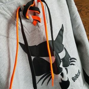 used / pennant vs bobcat / black patch / sz med